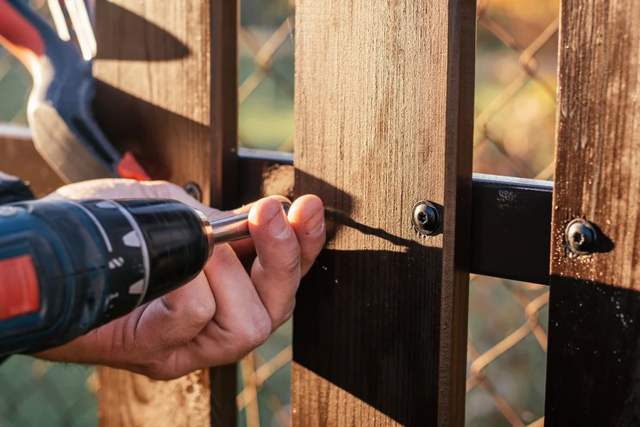 Fixing Leaning Or Broken Fences For A Stronger Structure Wynne, AR